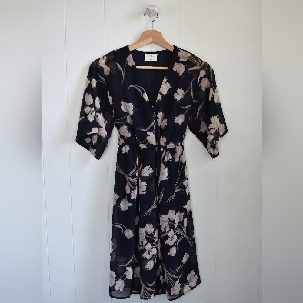 ☆ SIENNA SKY Floral Faux Wrap Dress